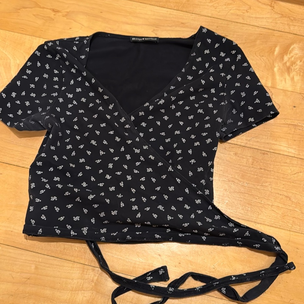 Brandy Melville wrap top